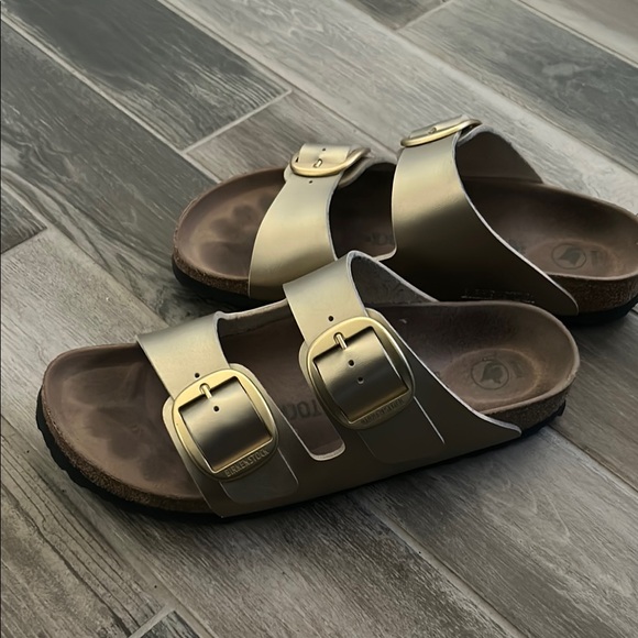 Birkenstock Metallic Gold Buckle Sandals - Picture 2 of 5
